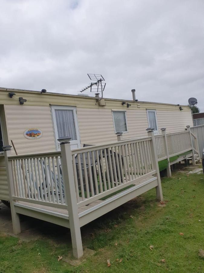 R And B Static Caravan Скегнесс Экстерьер фото